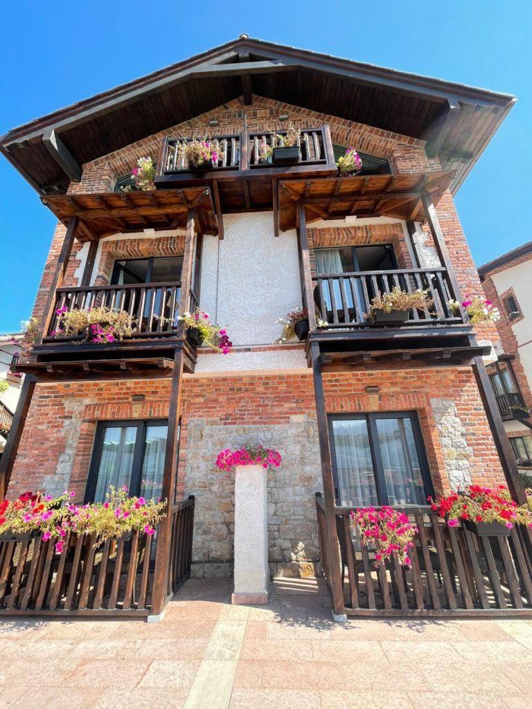Hotel Cerro La Nina Beceña Exterior foto